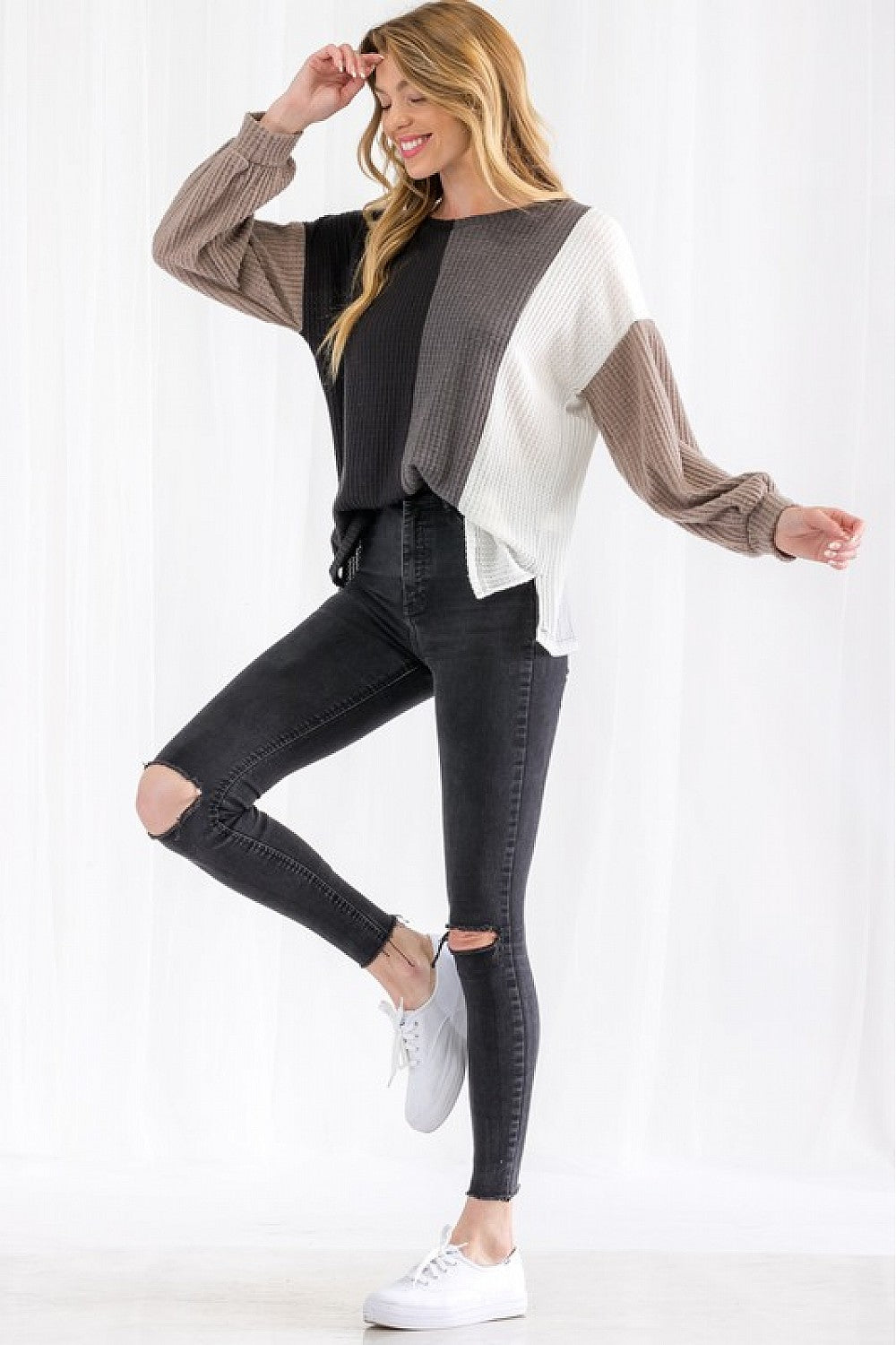 Color Blocked Neutral Tone Top (plus)