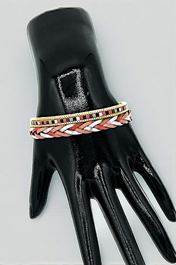 Lovely Feeling Mauve Magnetic Bracelet