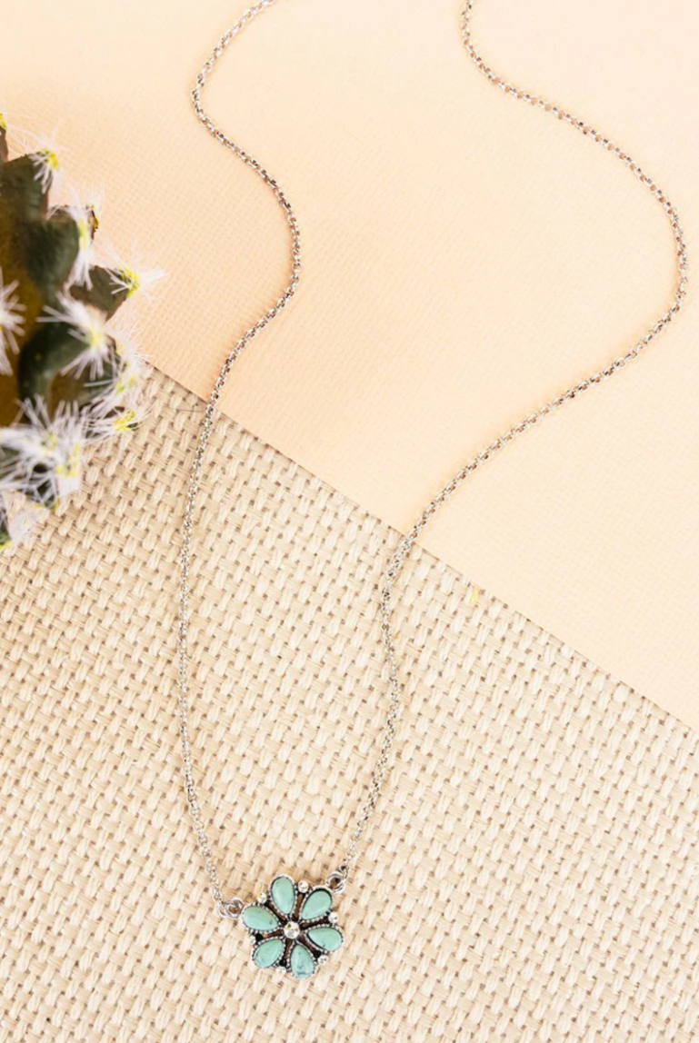 Flower of My Eye Dainty Necklace