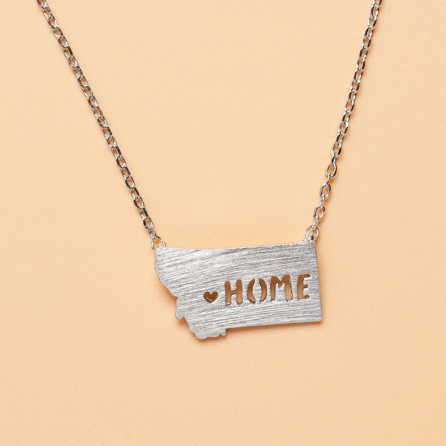 All Hearts Go Home Montana Necklace - Silver
