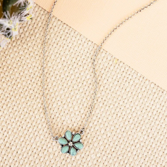 Flower of My Eye Dainty Necklace